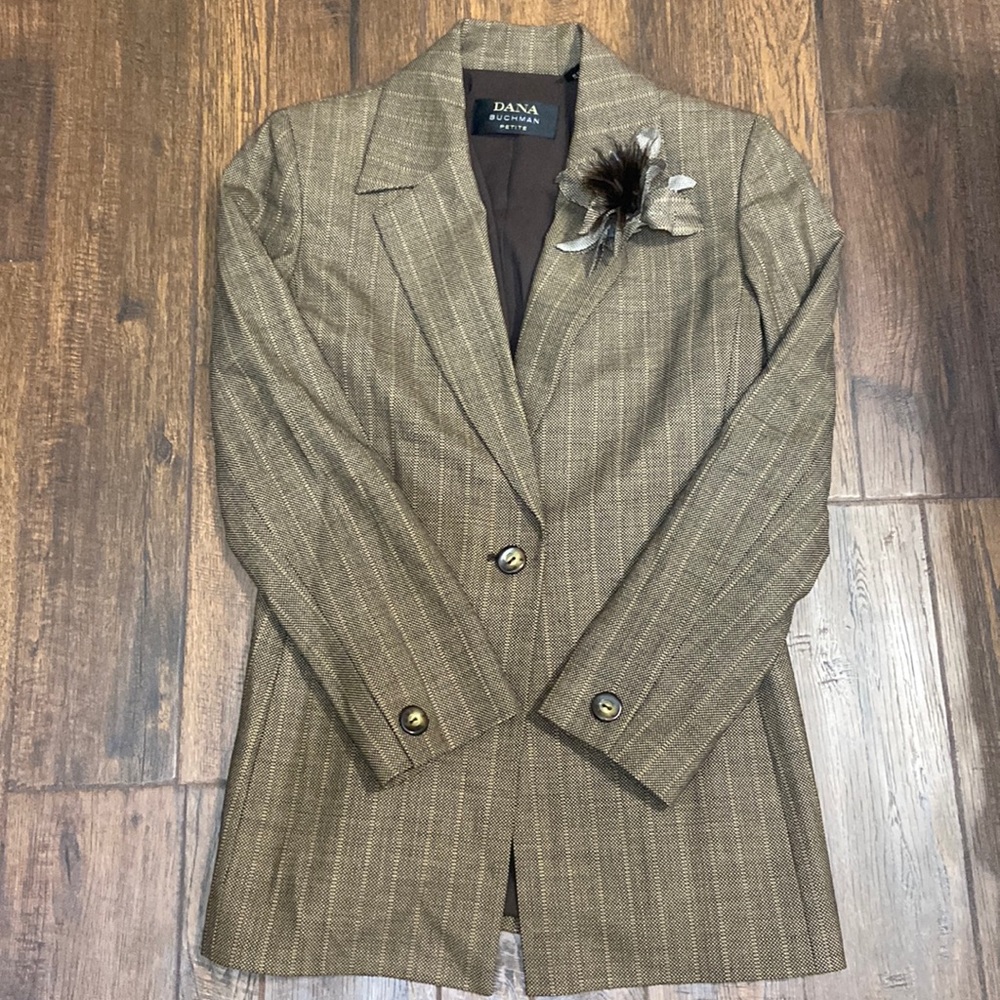 Women’s Dana Buchman Brown Blazer